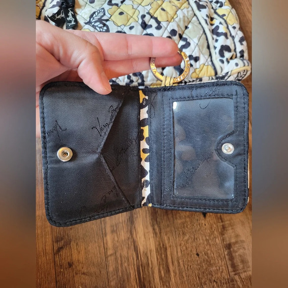 Vera Bradley Quilted Crossbody Purse with Matching Keychain Wallet - Picture 11 of 14